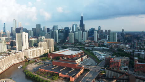 Aerial-drone-footage-of-Chicago,-Illinois-downtown-area