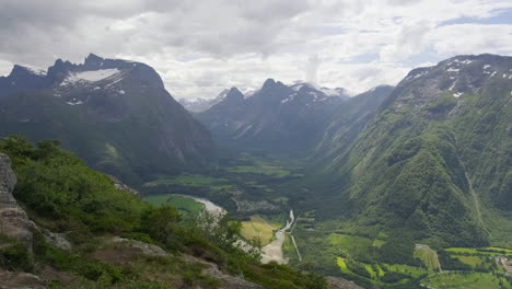 Rauma-River-At-The-Green-Valley-Of-Romsdalen-In-Aandalsnes-Town,-More-Og-Romsdal-County,-Norway