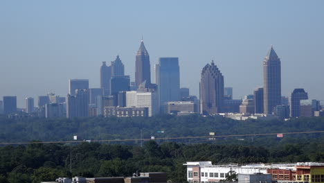 Halbtotale-Außenansicht-Der-Skyline-Von-Atlanta,-Georgia