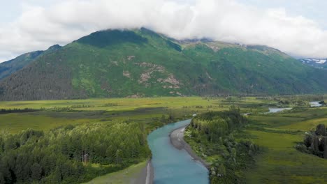 4K-Video-of-Mountains-near-Anchorage,-Alaska