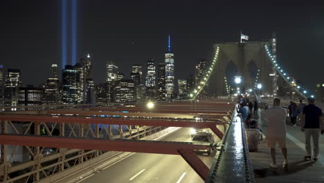 Gedenklichter-Am-11.-September-In-New-York,-Von-Der-Brooklyn-Bridge-Aus-Gesehen