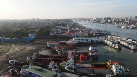 Unofficial-shipyard-narrowing-Buriganga-river-and-causing-environmental-degradation