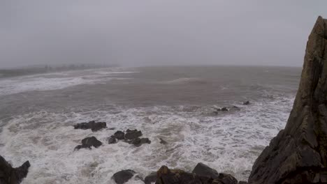 Arambol-beach-in-monsoon,-Goa