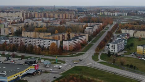 drone-shot-of-Mõisavahe-districkt-in-Tartu