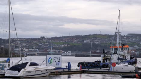 Derry-Londonderry-City,-Northern-Ireland