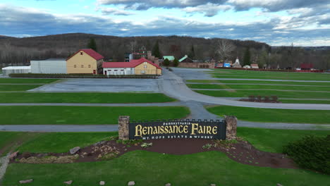 Pennsylvania-Renaissance-Faire-Und-Mount-Hope-Anwesen-Und-Weingut