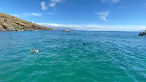 Snorkeling-adventures-in-Maui
