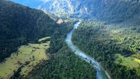 Aerial-view-dolly-out-of-Rio-Blanco-in-Hornopiren-National-Park,-Chile