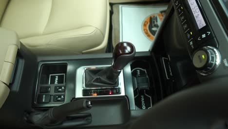 Inside-View-Of-Automatic-Gear-Stick-And-Console-Of-Toyota-Land-Cruiser-Prado-TX