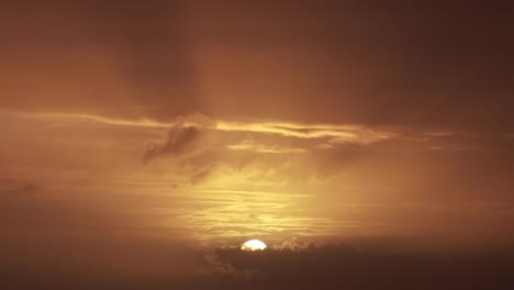 sunset-on-the-horizon-late-afternnon