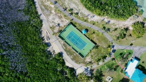 Tennis-Court-At-Tea-Table-Key,-Islamorada,-Florida