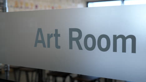 School-Art-Room-Signage-On-Classroom-Door,-PAN-LEFT
