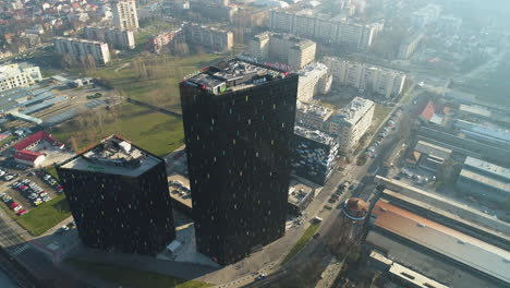 Aerial-Pull-Back-Of-Modern-Black-Glass-Business-Center-Zagreb,-Croatia