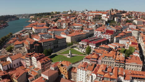 Aerial-Drone-Shot-of-the-Coast-City-of-Porto-and-the-Douro-River,-Portugal