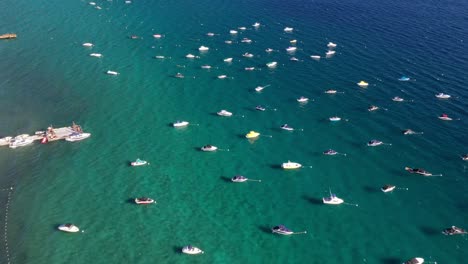 Aerial-View-Of-Boats-With-Buoys-In-Lake-Tahoe,-California-USA