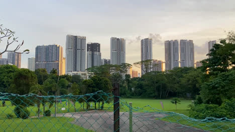 Zeitraffer,-Der-Die-Neuen-HDB-Wohnhochhäuser-In-Queenstown-In-Singapur-Zeigt