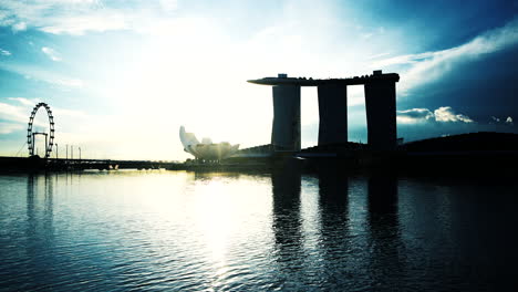 Gebleichter-Bypass-Farbeffekt-Der-Skyline-Von-Singapur-An-Der-Marina-Bay-Mit-Dem-Riesenrad