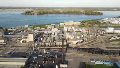 BASF-Chemical-Corporation-facilities-in-Wyandotte,-aerial-drone-view