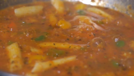 pasta-preparing-boil-closeup-view