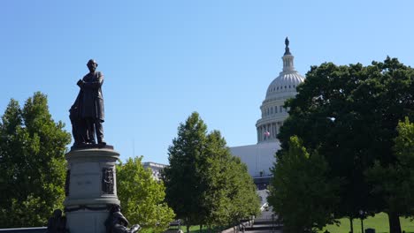 Ground-level-view-of-the-US-Capitol-building