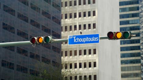 Tchoupitoulas-Verkehrsschild-Heller-Tag