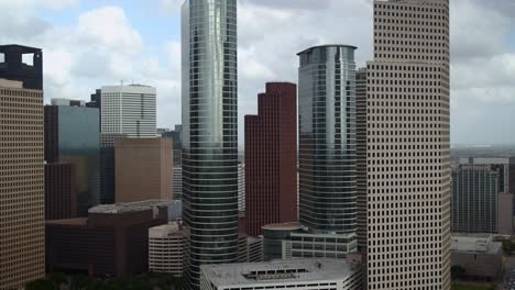 Establishing-aerial-shot-of-downtown,-Houston,-Texas