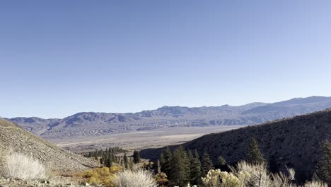 Blick-Auf-Die-Wüstenlandschaft-Auf-Der-Ostseite-Der-Sierra-Nevada-Mountains-Kings-Canyon-Nationalpark-Big-Pine-Lakes-Wanderweg-Kalifornien-Ca