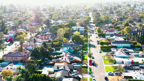 Vororte-Der-Stadt-Los-Angeles.-Modernes-Amerika.-Drohnenstadtbild