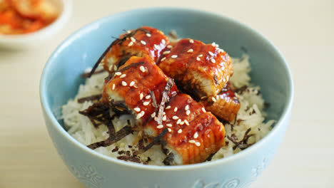 Aalreisschüssel-Oder-Unagi-Reisschüssel---Japanischer-Essensstil