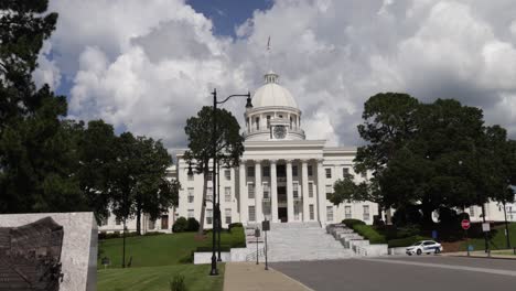 Alabama-state-capitol-in-Montgomery-with-gimbal-video-panning-right