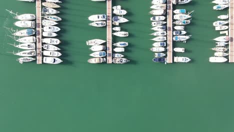 Straight-Down-View-of-Port-with-Boats-Evenly-Aligned-in-Mallorca