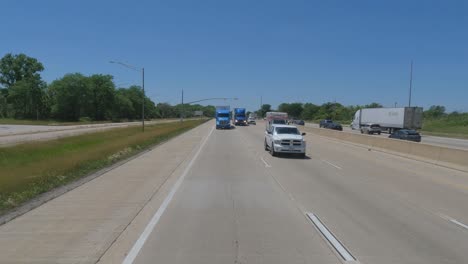 Travel-near-South-Holland-Illinois-front-view-on-i80-e