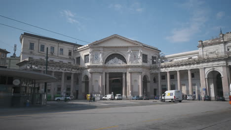 Genoa-train-station-in-Piazza-Principe-square-city-center-timelapse