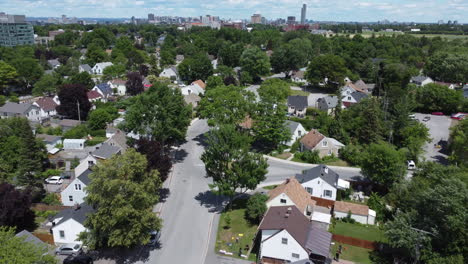 Residential-neighbourhood-small-homes-in-Carlington-Ottawa