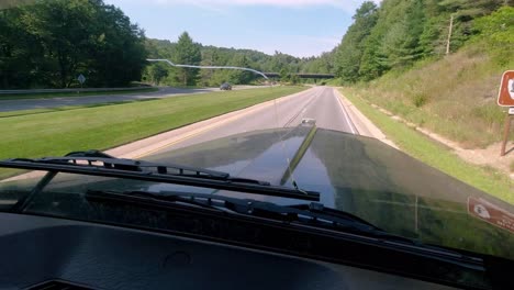 Cracked-glass-on-windshield-of-diesel-truck-on-the-road