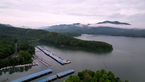 Aerial-push-in-to-Marina-on-Watauga-Lake-in-East-Tennessee,-Not-far-from-Kingsport-Tennessee