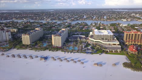 Drone-shot-of-JW-marriot-resort-in-Marco-Island,-Florida-with-canals-in-background