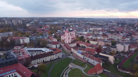 Vilnius-cityscape-on-cloudy-day,-Lithuania