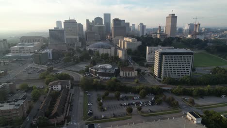Luftaufnahme-Der-Skyline-Von-Nashville,-Tennessee