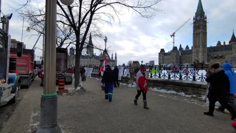 A-big-mass-of-protesters-in-Ottawa-Convoy-for-freedom