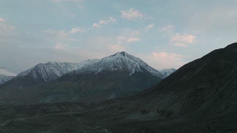 Atemberaubend-Schöne-Aufnahme-Des-Attabad-Sees,-Pakistan