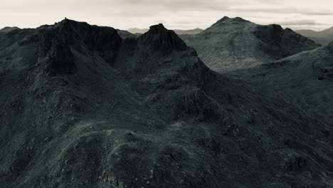 Volcanic-Looking-Mountains-in-Scotland,-The-Cobbler