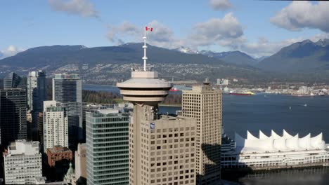 Berühmter-Vancouver-Aussichtspunkt-Im-Hafenzentrum-In-Gastown,-Vancouver,-Kanada-–-Luftaufnahme