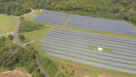 Sonnenkollektoren,-Energie,-Strom,-Array,-Feld,-Luft,-Drohnenverfolgung,-Georgia,-USA
