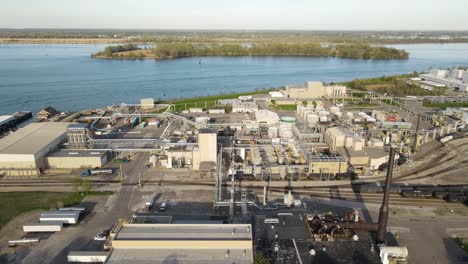 BASF-Corporation-industrial-building-facilities-in-Wyandotte,-aerial-view
