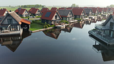 Waterstaete-Ossenzijl-Luxury-Holiday-Resort-at-Weerribben-Wierden-National-Park-In-Netherlands