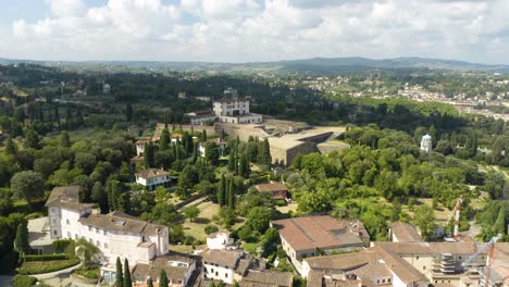 Aerial-View-of-Belvedere-Fort-in-Florence,-Italy