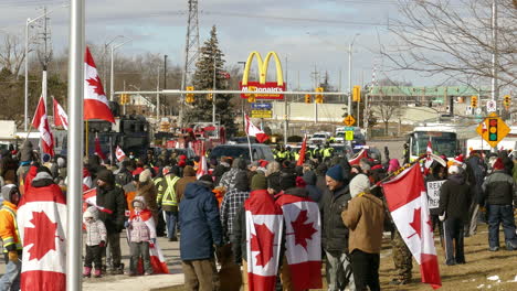 Freedom-Convoy-Protest-and-Street-Blockade-in-Windsor,-Ontario,-Canada