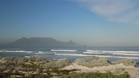 Table-Mountain-and-Lions-Head-seen-from-Cape-town's-Blouberg-Beach