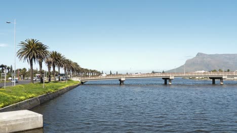 Pan-left-with-Cape-town-bridge-traffic-with-Table-Mountain-beyond
